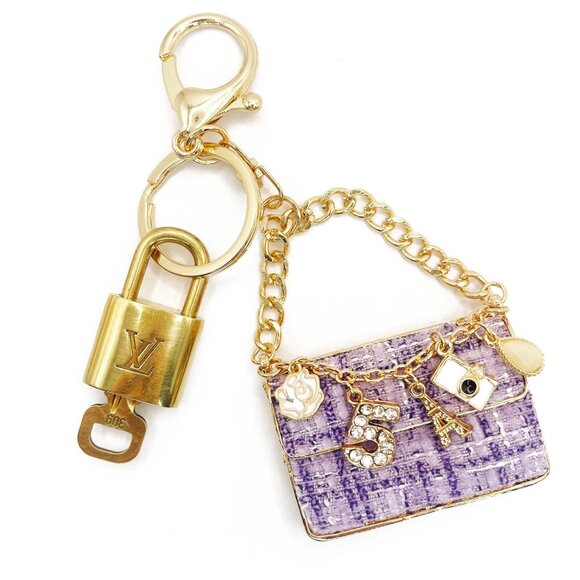 Authentic Louis Vuitton Lock & Key with Bag Purse Charm Keychain Key Charm Chain - Picture 1 of 4